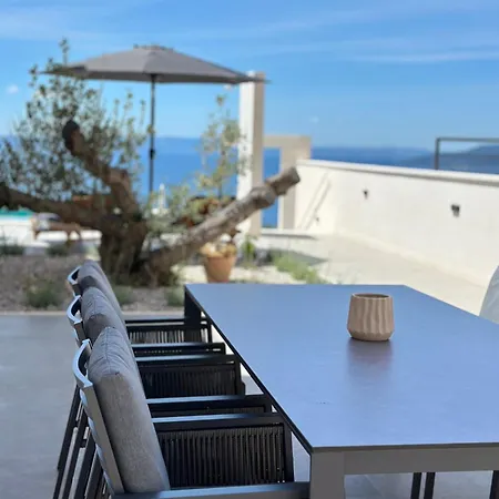 Villa White Stone Makarska