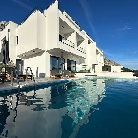 White Stone Вілла *