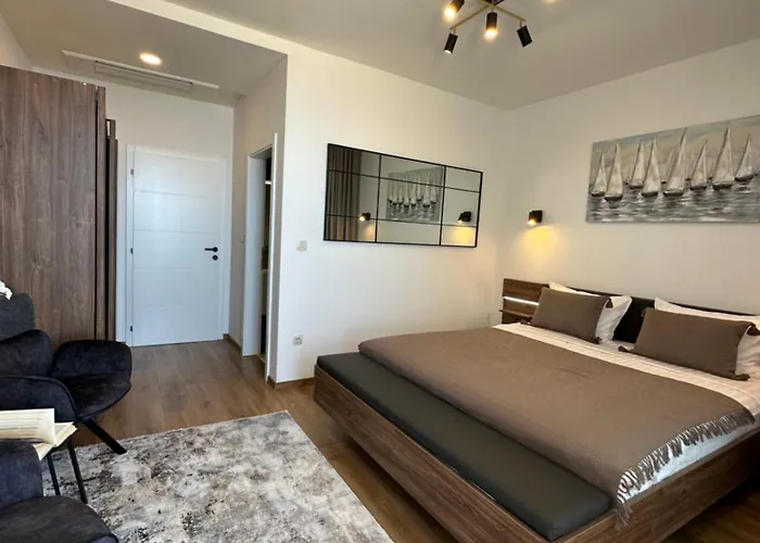 White Stone Вілла *